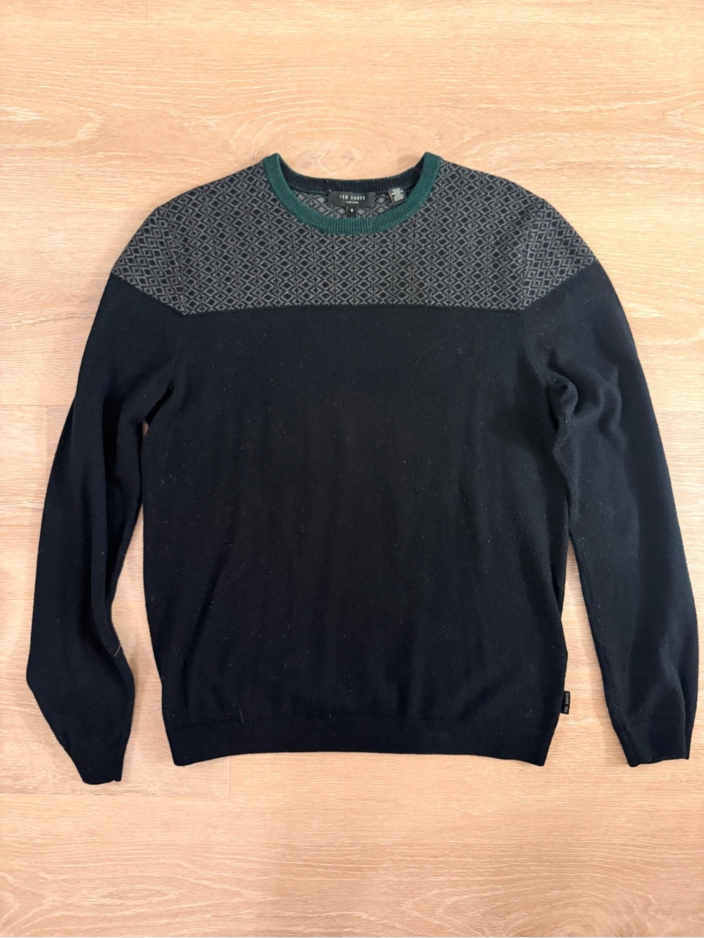 Ted Baker Size 3 Medium Sweater